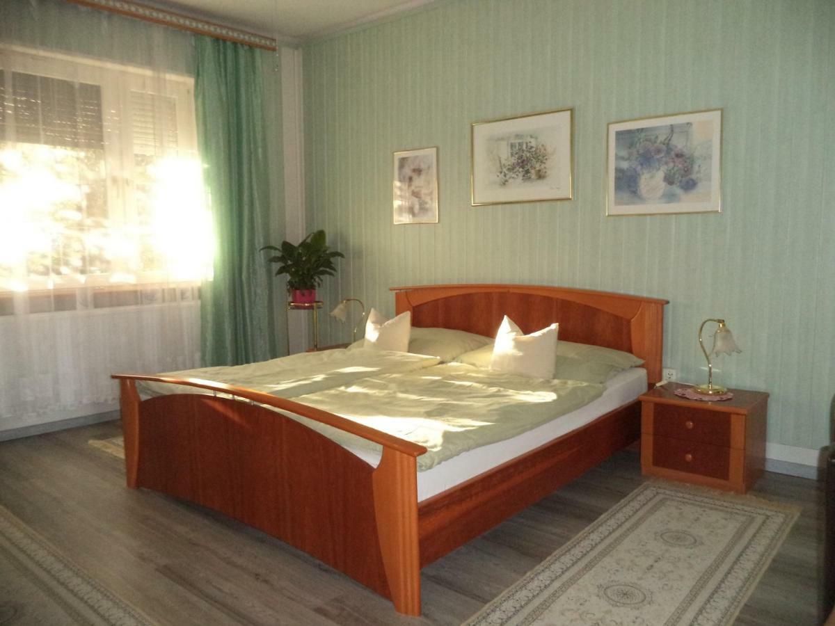 Maria Apartman Hévíz Exteriör bild