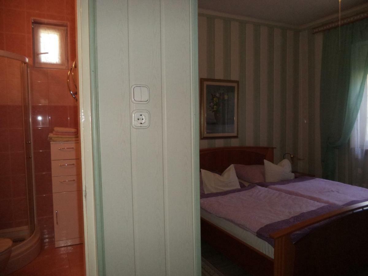Maria Apartman Hévíz Exteriör bild